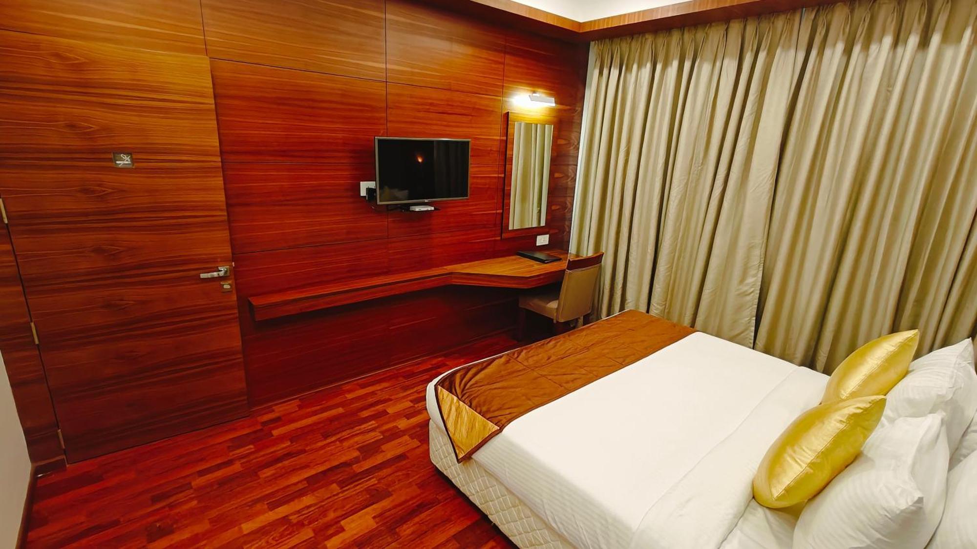 Khanna Fiesta Vellore Exterior foto